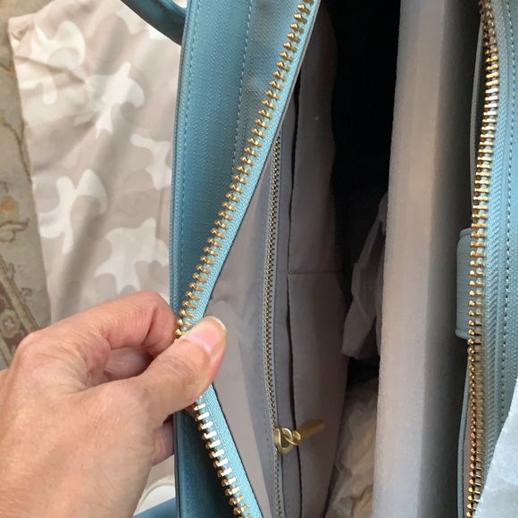 EUC DAGNE DOVER Leather Signature Tote - Picture 10 of 11